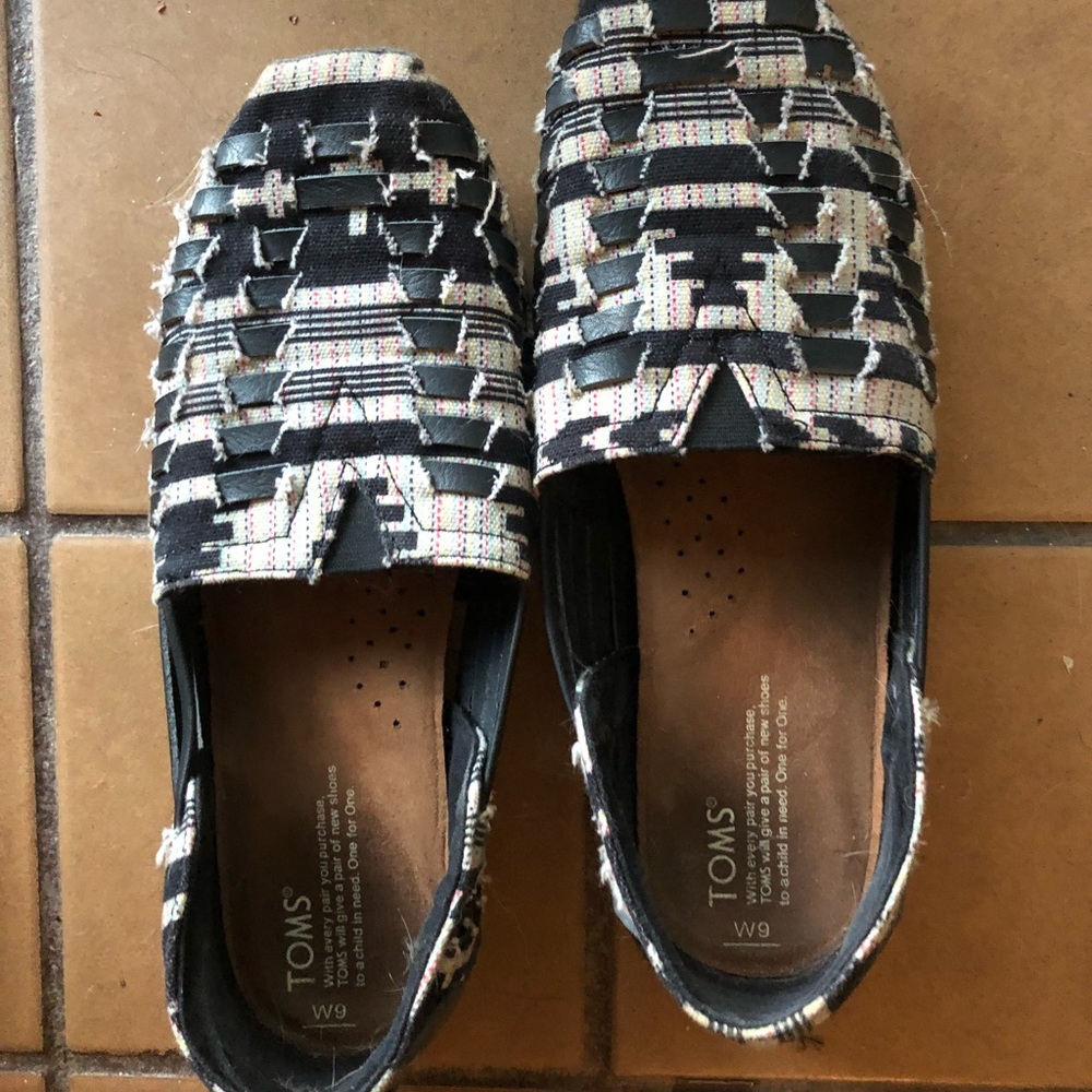 Size 9 Slip-ons